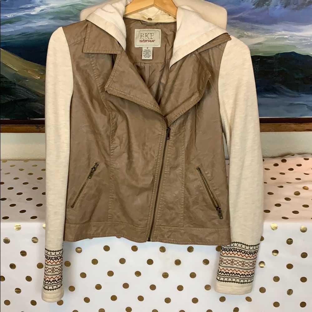 BKE outerwear beige jacket size M